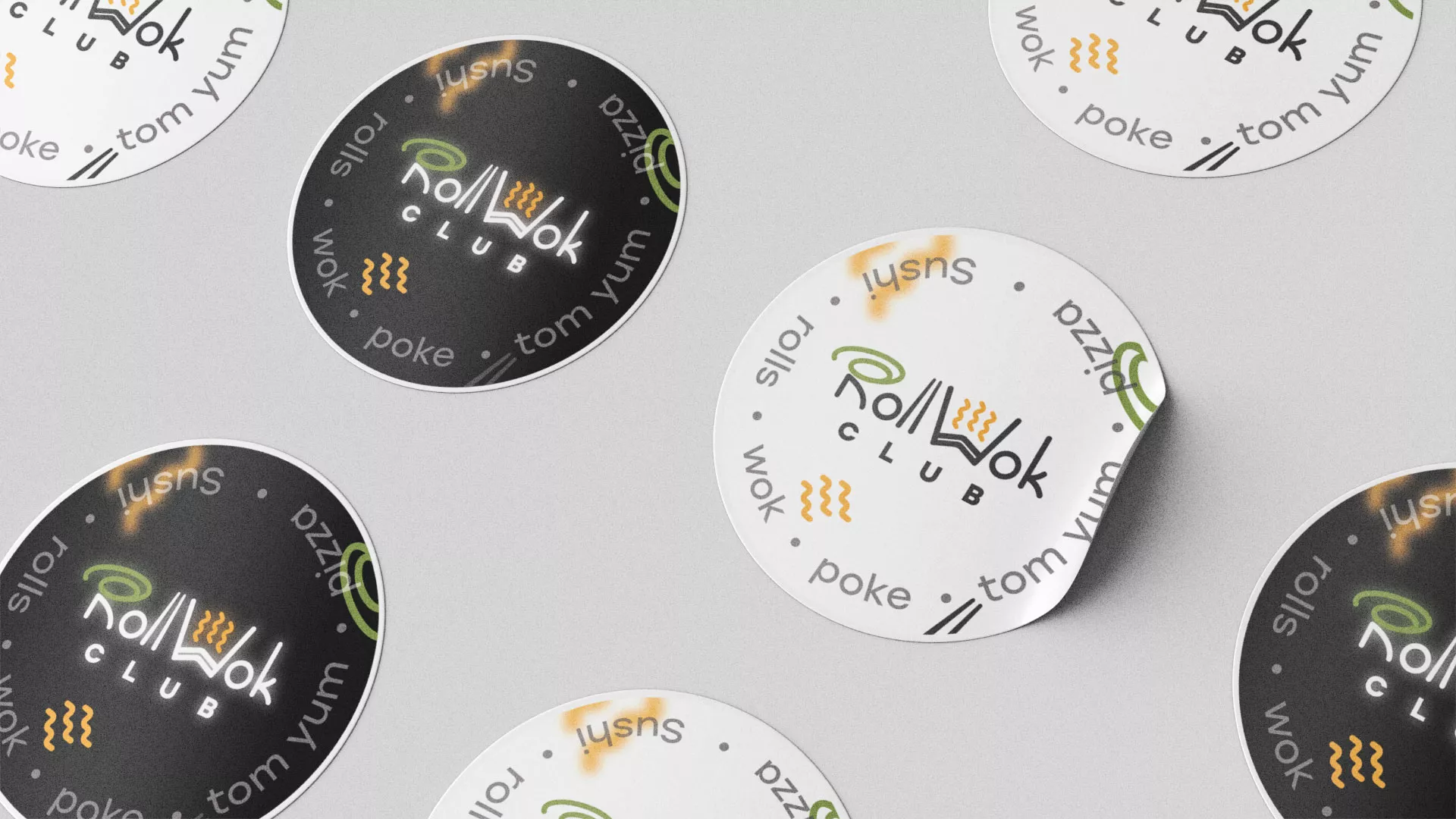 Разработка наклеек для суши-бара «Roll Wok Club» в Городищах